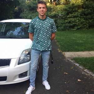 Meet your Posher, Johnny